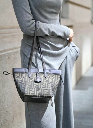 Bolso de hombro Fendi Origami, excelente estado