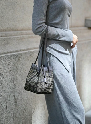 Bolso de hombro Fendi Origami, excelente estado