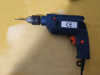 Taladro percutor eléctrico