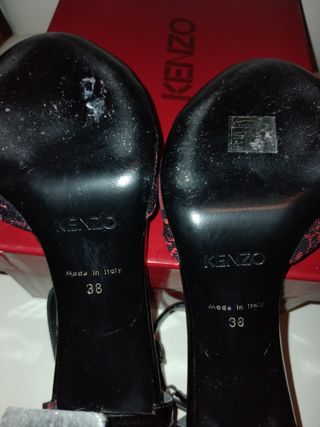 Zapatos Kenzo tacón negro y rojo