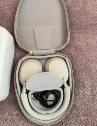 Sony WH-1000XM5 Cuffie Wireless Beige