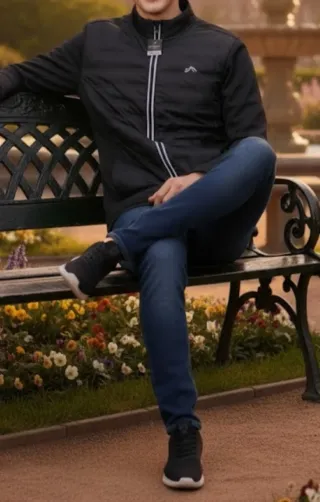 Chaqueta técnica con etiqueta