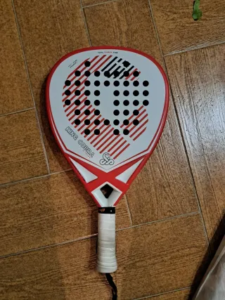 Pala de pádel VIBOR-A King Cobra