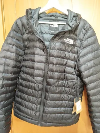 Chaqueta The North Face Negra con Capucha