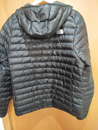Chaqueta The North Face Negra con Capucha