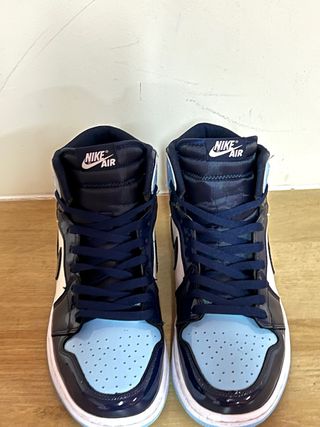 Nike Jordan 1 Retro High.