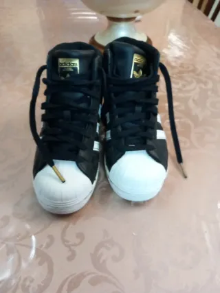 Scarpe Adidas Superstar Nere e Bianche