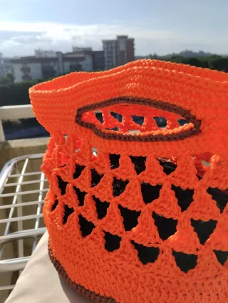 Borsa uncinetto traforata arancione