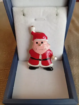 Spilla Babbo Natale stile retrò con perla