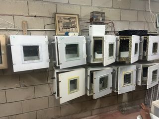 Silvestrismo Tutto il necessario, gabbie, gabbie.