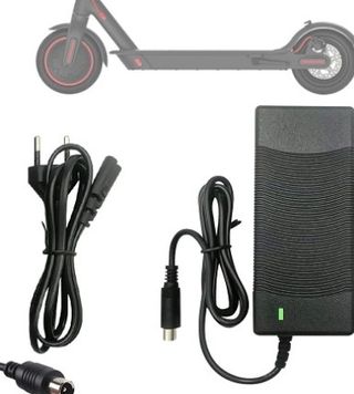Cargador universal para scooter