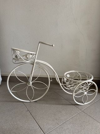 Triciclo porta vasi decorativo
