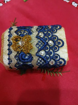 Saponetta profumata decorata a mano