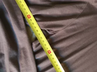 Camiseta H&M Manga Larga Marrón