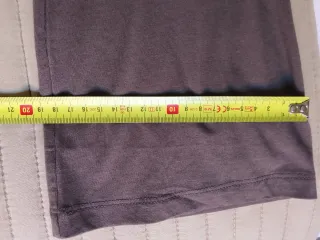 Camiseta H&M Manga Larga Marrón