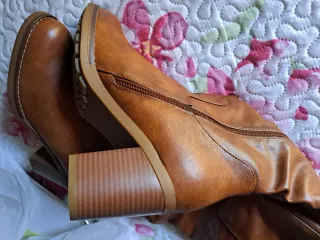 Botas altas marrones