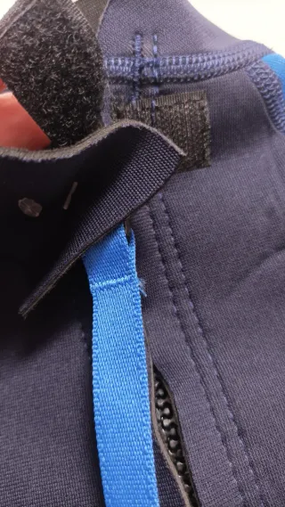 Traje de neopreno niño corto azul