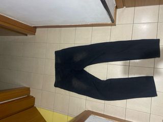 Jeans neri strappati