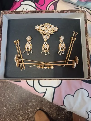 Aderezo de fallera niña en oro