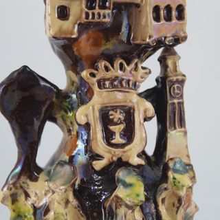 Botijo en ceramica de Cuenca Bucaro Casas Colgadas