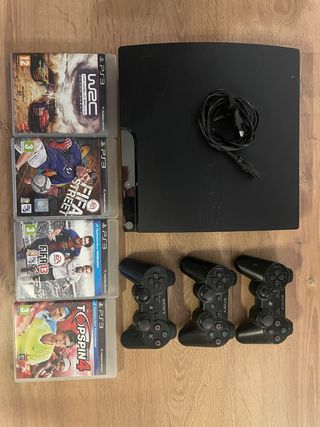 Consola PlayStation 3 + 4 Juegos + 3 Mandos