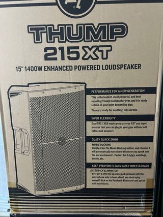 Pareja Mackie Thump 215xt Nuevos