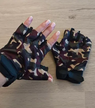 Pantalón y guantes militar disfraz