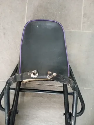 Portapacchi con schienale Vespa