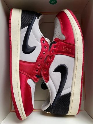 Jordan 1 Low Rojo Blanco Talla 46