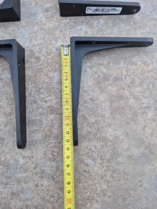 Juego de 8 escuadras metálicas