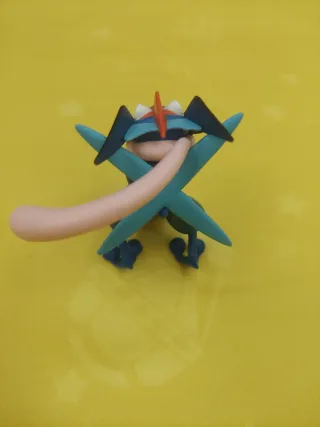 Figura Pokémon Greninja Ash