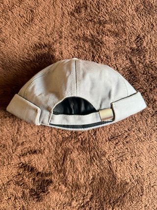 Gorra sin visera