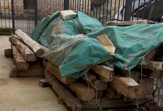 Vigas y postes de roble