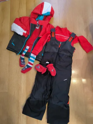 Conjunto esquí niño: chaqueta, peto, camiseta
