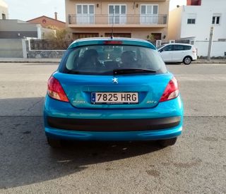 Peugeot 207 2013