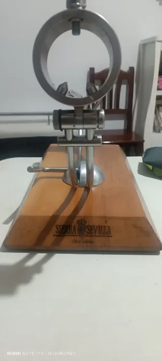 Jamonero Afinox Madera  de fresno y Acero Inoxidab