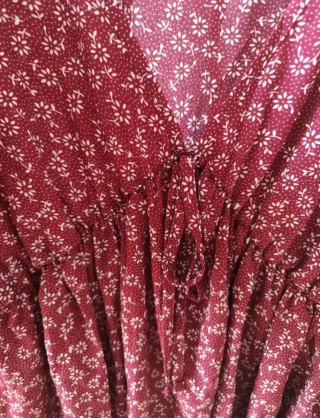 Blusa granate floral