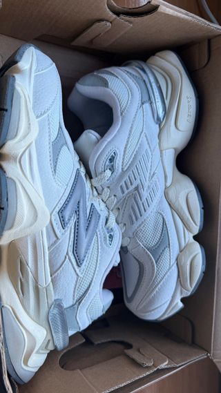 New Balance 9060 Beige/Gris