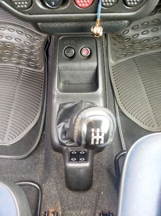 Peugeot 106 Restyling 1.1 i 60 cv Max