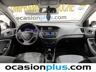 Hyundai i20 1.2 MPI Essence 62 kW (84 CV)