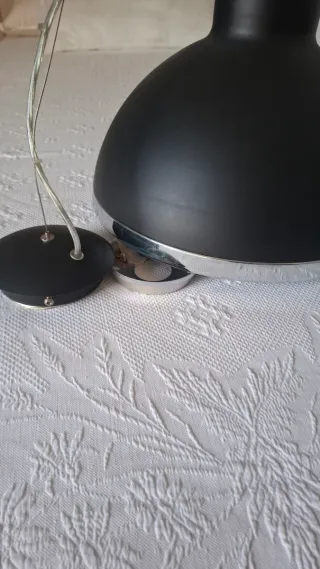 Lámpara de techo moderna negra y plateada