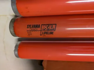 Lámparas fluorescentes Sylvania rojas 120 cm