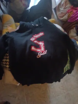 Felpa Kappa nera e felpa supreme