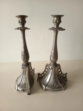 Candelabri in metallo argentato