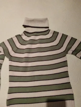 Jersey de rayas verde y blanco