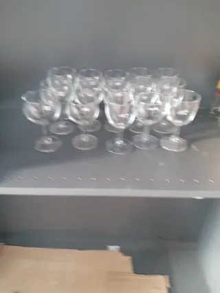 Confezione da 20 bicchieri per vino/acqua, cava, in cristallo.