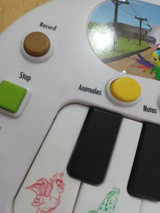 Piano Juguete La Granja de Zenón