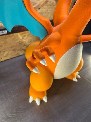 Figura Pokemon Charizard 40cm