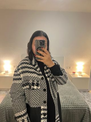 Chaqueta oversize cuadros blanco y negro