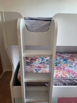 Litera con escalera y 3 cajones